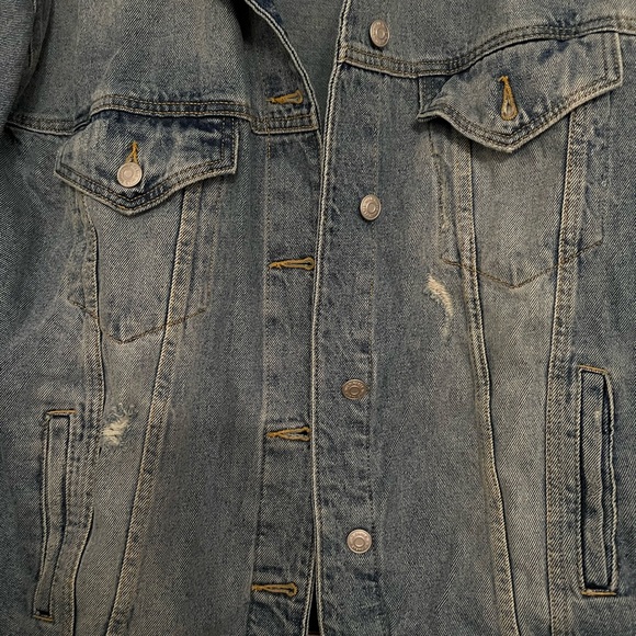 Jean Jacket! - Picture 4 of 4